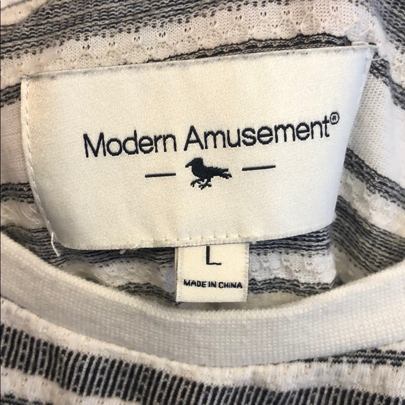 Modern Amusement short sleeve shirt - Picture 2 of 3